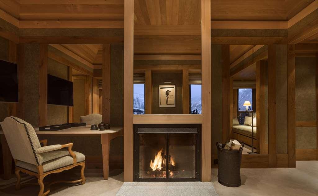 Aman Le Melezin Hotel Courchevel Room photo